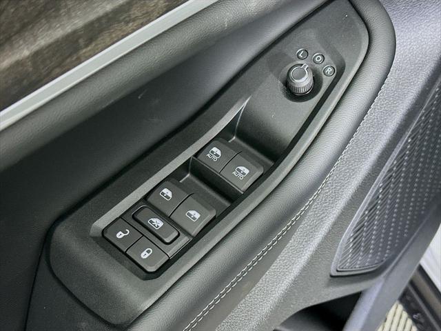2026 Jeep Grand Cherokee L Altitude 4x4