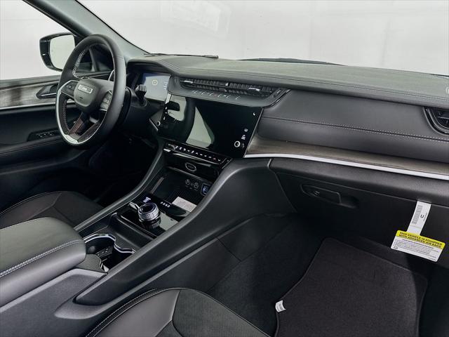 2026 Jeep Grand Cherokee L Altitude 4x4
