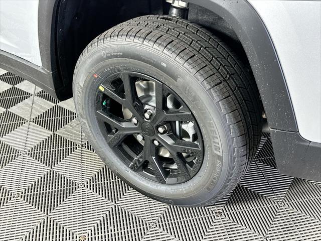 2026 Jeep Grand Cherokee L Altitude 4x4