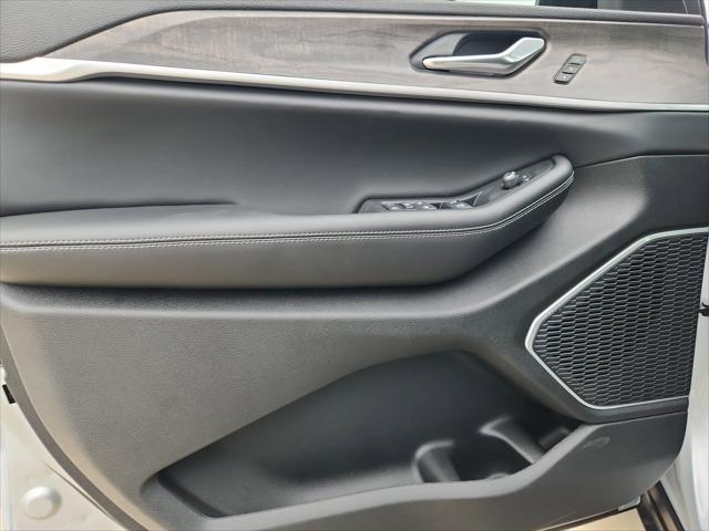 2026 Jeep Grand Cherokee L Limited 4x2
