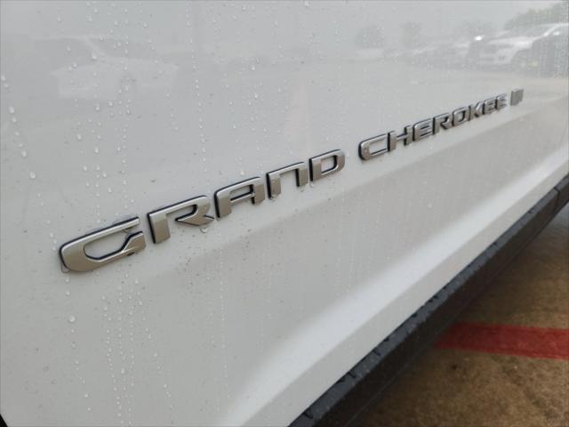 2026 Jeep Grand Cherokee L Altitude 4x2