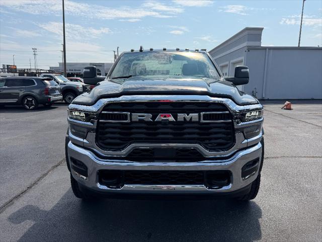 2026 RAM 5500 Chassis RAM 5500 TRADESMAN CHASSIS REGULAR CAB 4X4 108 CA