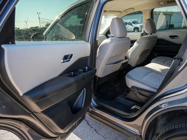 2022 Nissan Pathfinder SV 2WD
