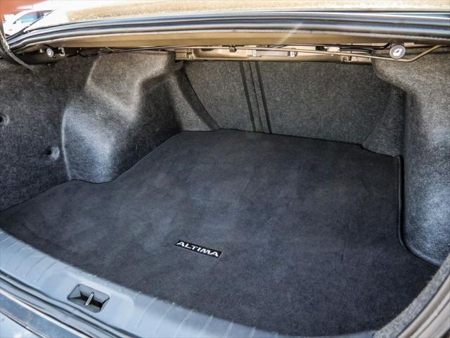 2026 Nissan Altima SV FWD