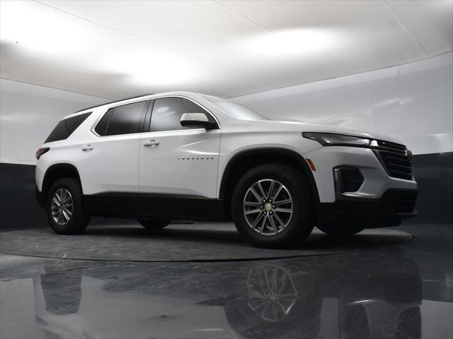 2023 Chevrolet Traverse AWD LT Cloth