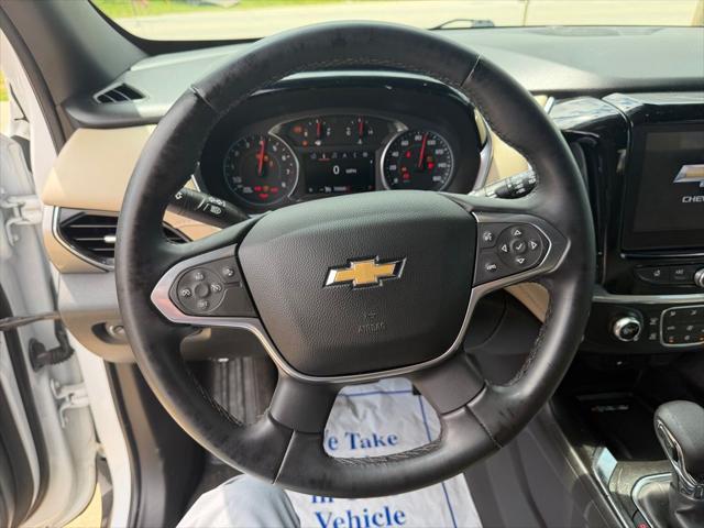 2023 Chevrolet Traverse AWD LT Cloth