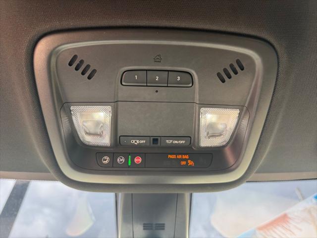 2023 Chevrolet Traverse AWD LT Cloth