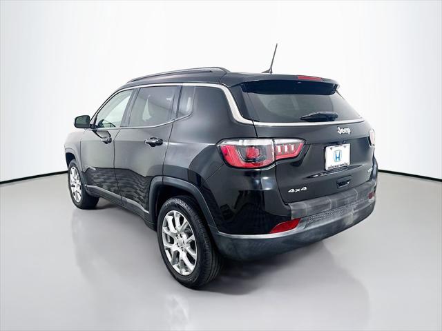 2022 Jeep Compass Latitude Lux 4x4