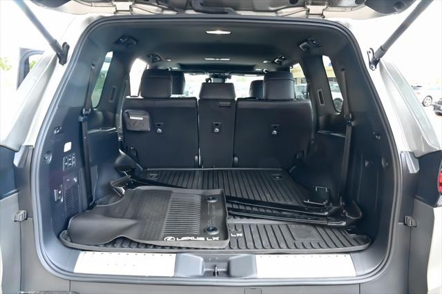2024 Lexus LX Luxury