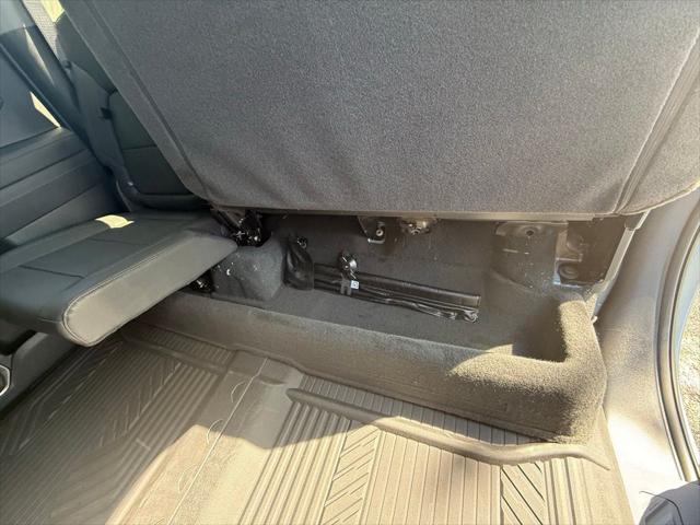 2026 Chevrolet Silverado 1500 4WD Crew Cab Standard Bed LT
