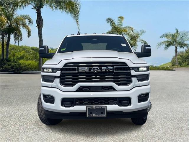 2026 RAM 3500 RAM 3500 BIG HORN CREW CAB 4X4 8 BOX 2026 RAM 3500 RAM 3500 BIG HORN CREW CAB 4X4 8 BOX