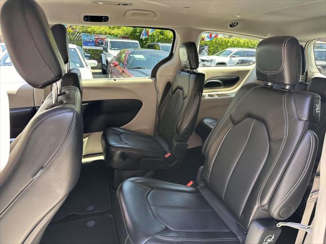 2024 Chrysler Pacifica Touring L FWD