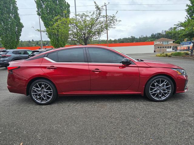 2023 Nissan Altima SR VC-Turbo FWD