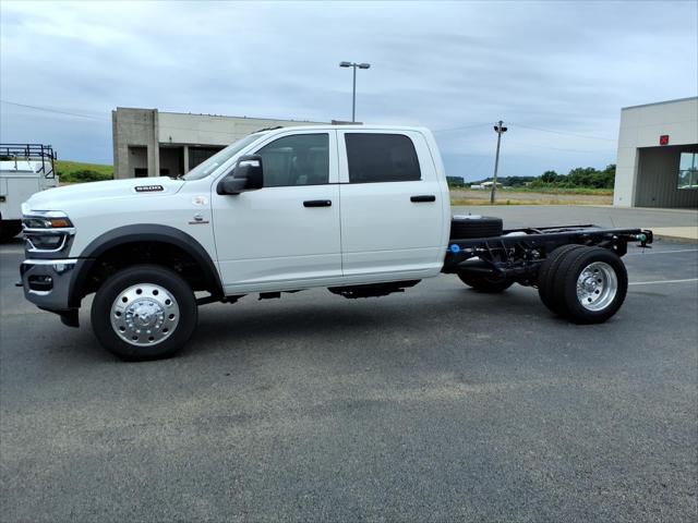 2026 RAM 5500 Chassis RAM 5500 TRADESMAN CHASSIS CREW CAB 4X4 60 CA