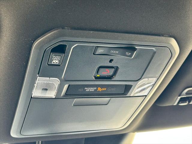 2026 Toyota Tundra SR5 CrewMax 5.5' Bed