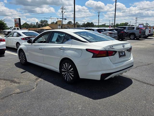 2025 Nissan Altima SV FWD