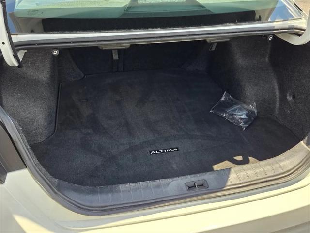 2025 Nissan Altima SV FWD