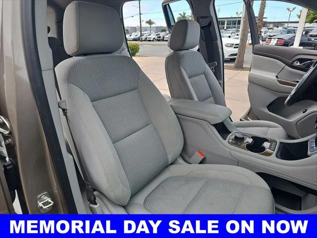2023 GMC Acadia AWD SLE