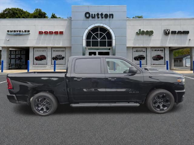 2026 RAM 1500 RAM 1500 EXPRESS CREW CAB 4X4 57 BOX