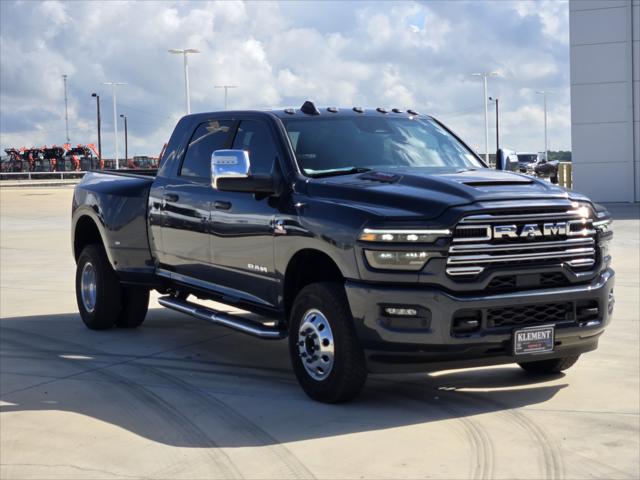2026 RAM Ram 3500 RAM 3500 LARAMIE MEGA CAB 4X4 64 BOX 2026 RAM Ram 3500 RAM 3500 LARAMIE MEGA CAB 4X4 64 BOX