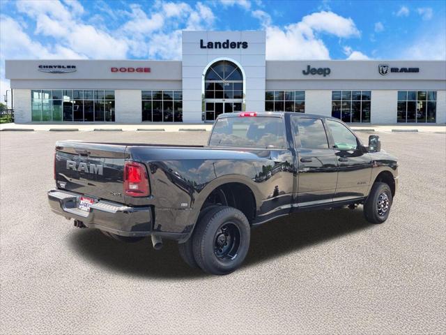 2026 RAM 3500 RAM 3500 BIG HORN CREW CAB 4X4 8 BOX