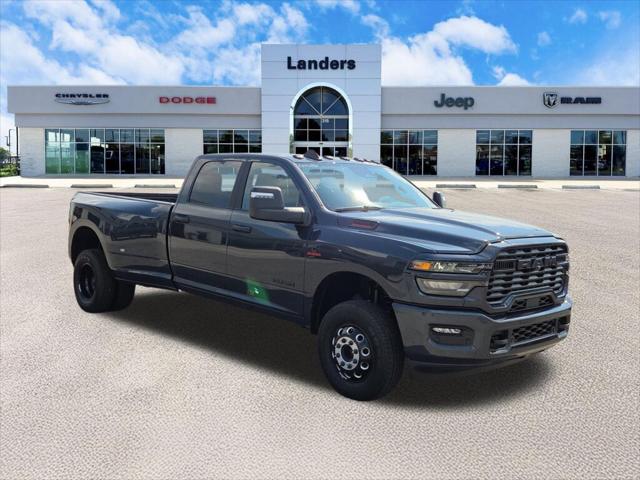 2026 RAM 3500 RAM 3500 BIG HORN CREW CAB 4X4 8 BOX