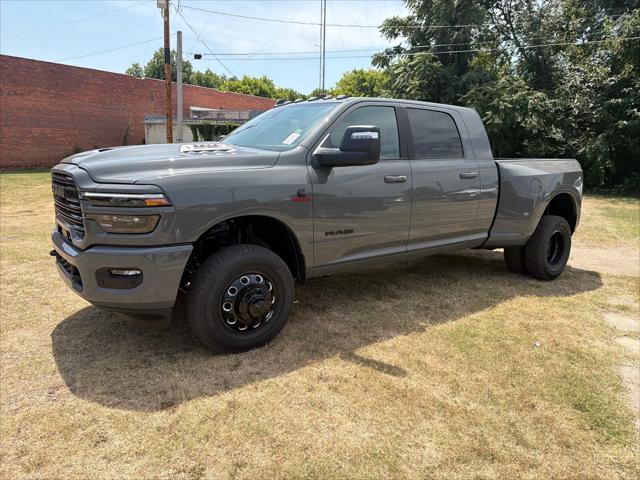 2026 RAM Ram 3500 RAM 3500 LARAMIE MEGA CAB 4X4 64 BOX