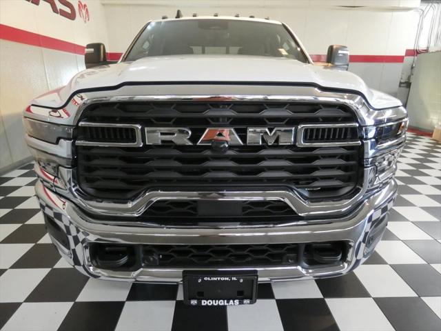 2026 RAM Ram 3500 RAM 3500 TRADESMAN CREW CAB 4X4 8 BOX