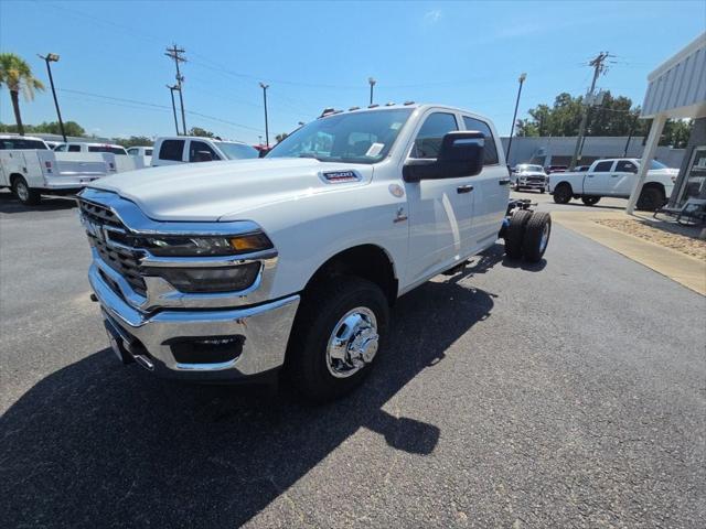 2026 RAM 3500 Chassis RAM 3500 TRADESMAN CREW CAB CHASSIS 4X4 60 CA
