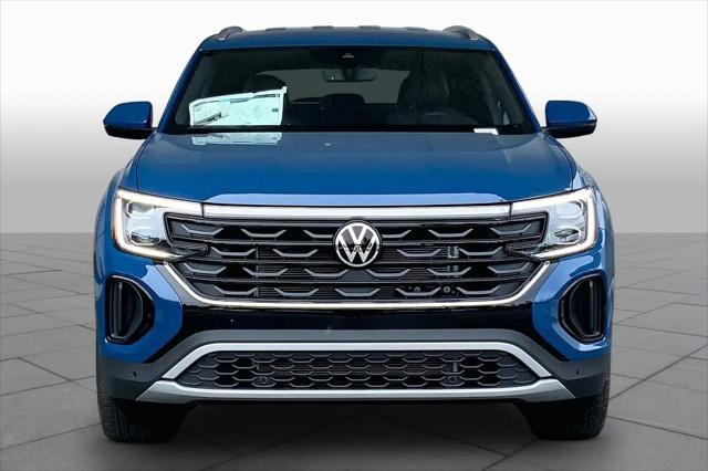 2026 Volkswagen Atlas Cross Sport SE with Technology