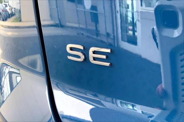 2026 Volkswagen Atlas Cross Sport SE with Technology