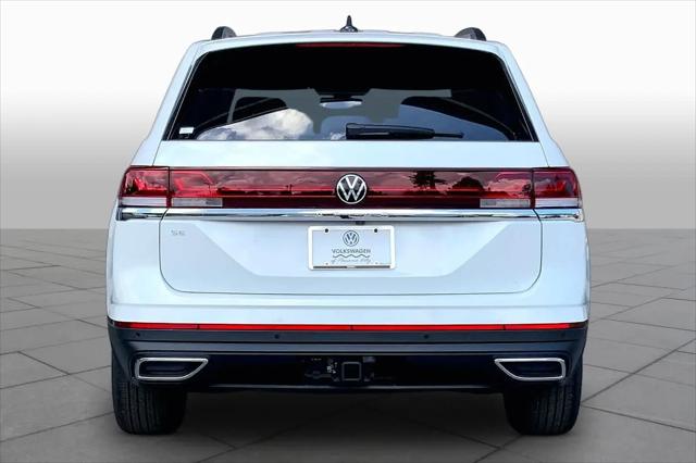 2026 Volkswagen Atlas SE with Technology