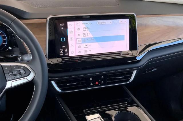 2026 Volkswagen Atlas SE with Technology