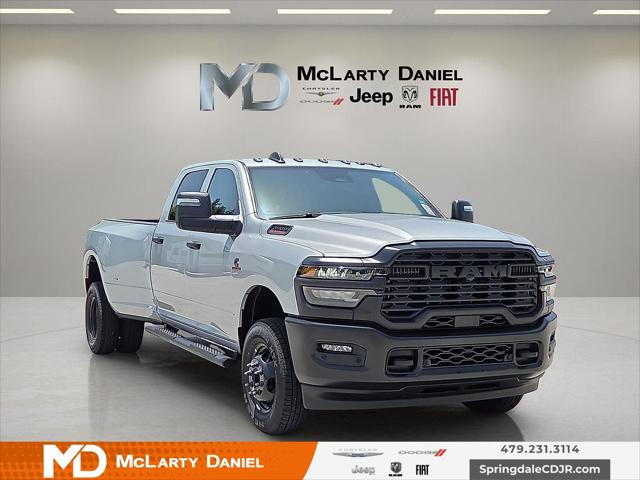 2026 RAM Ram 3500 RAM 3500 TRADESMAN CREW CAB 4X4 8 BOX