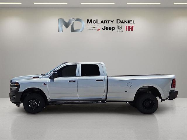 2026 RAM Ram 3500 RAM 3500 TRADESMAN CREW CAB 4X4 8 BOX