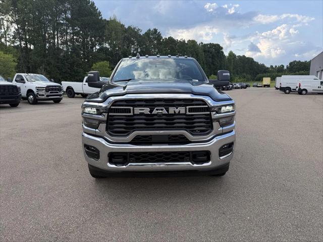 2026 RAM Ram 3500 RAM 3500 TRADESMAN CREW CAB 4X4 8 BOX