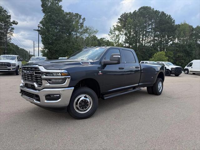 2026 RAM Ram 3500 RAM 3500 TRADESMAN CREW CAB 4X4 8 BOX