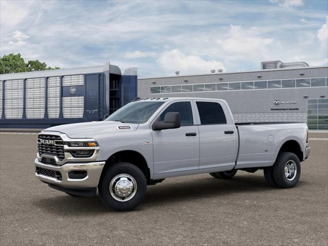 2026 Ram 3500 Tradesman Crew Cab 4x4 8 Box