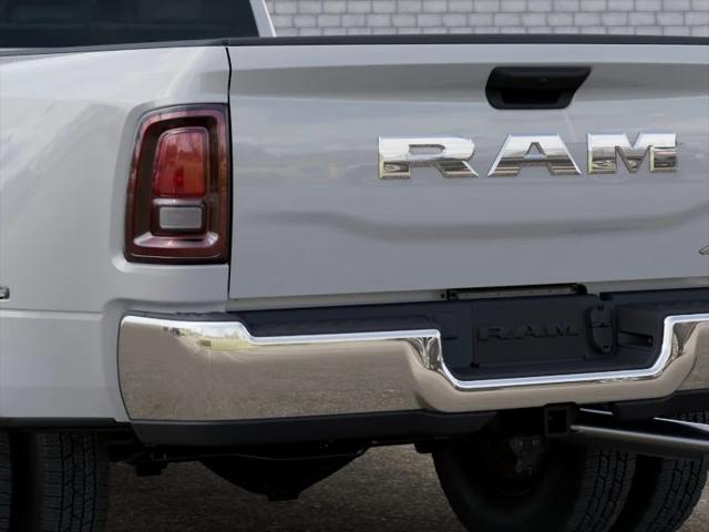 2026 Ram 3500 Tradesman Crew Cab 4x4 8 Box