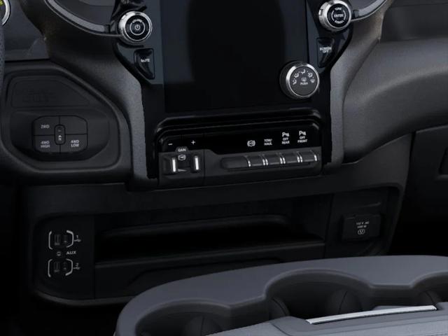 2026 Ram 3500 Tradesman Crew Cab 4x4 8 Box