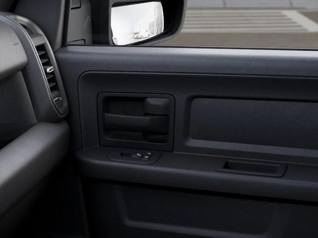 2026 Ram 3500 Tradesman Crew Cab 4x4 8 Box