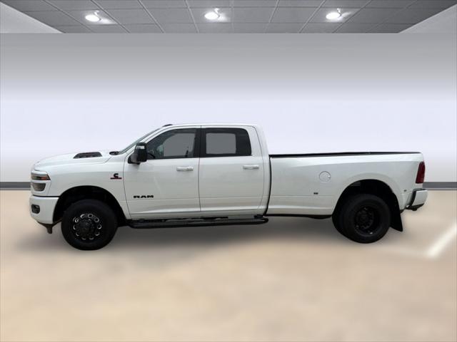 2026 RAM Ram 3500 RAM 3500 LARAMIE CREW CAB 4X4 8 BOX