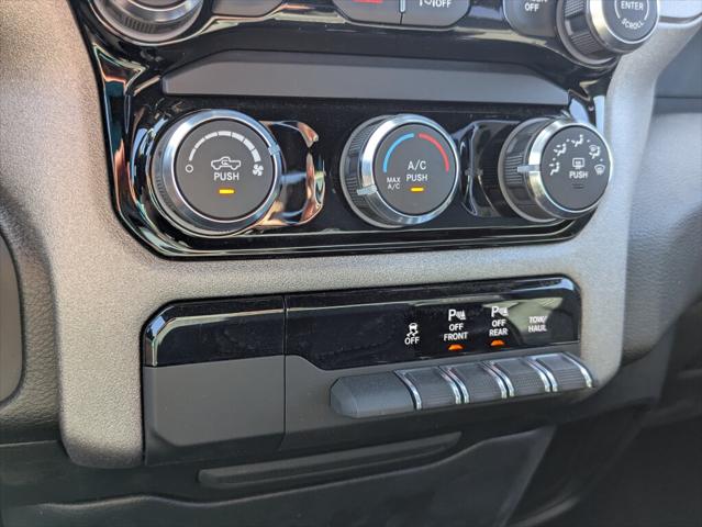 2026 Ram 1500 Express Crew Cab 4x2 57 Box