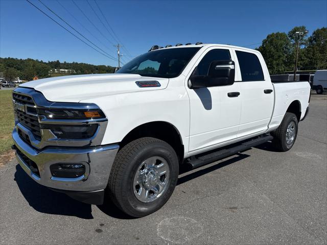 2026 Ram 2500 Tradesman Crew Cab 4x4 64 Box