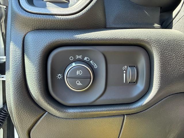 2026 Ram 2500 Tradesman Crew Cab 4x4 64 Box