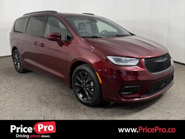 2021 Chrysler Pacifica Touring L for sale in Maumee, OH