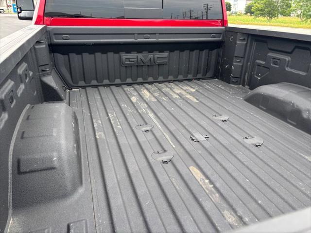 2026 GMC Sierra 2500HD Crew Cab, Standard Bed, AT4, 4WD