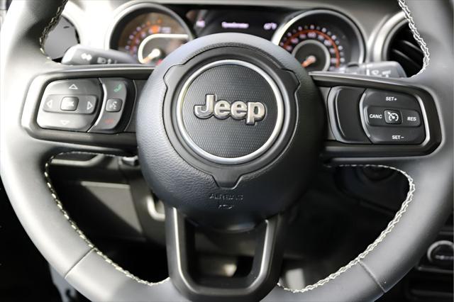 2023 Jeep Wrangler 4-Door Freedom 4x4