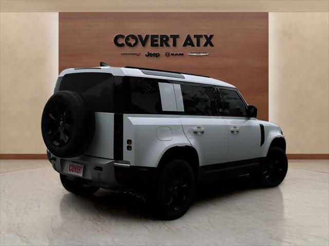 2025 Land Rover Defender 110 P300