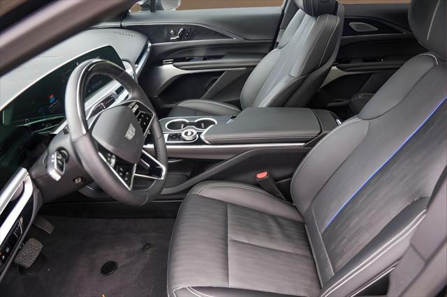2025 Cadillac iQ Luxury 3 RWD